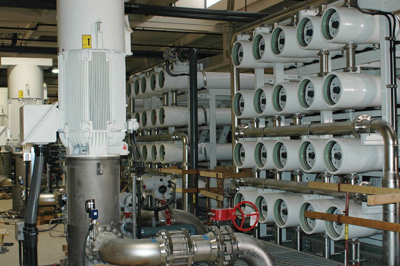 Slashing salinity, saving water Slashing salinity, saving water