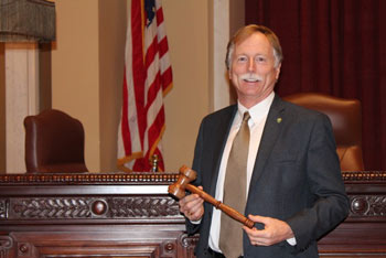 Jack MacKenzie earns Excellence in Government Affairs Award from GCSAA Jack MacKenzie