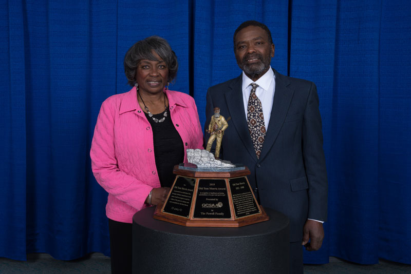 Renee and Larry Powell