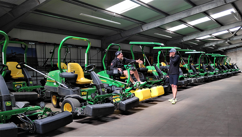 Janne Lehto and teammate at Hirsala Golf Maintenance Facility