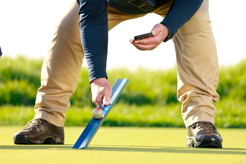 GS3 ball on a stimp meter
