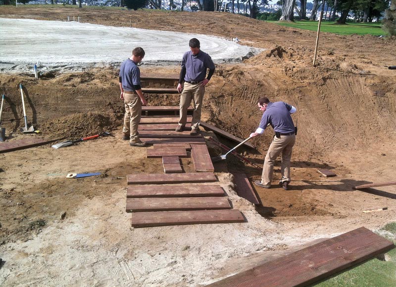 Building golf practice facility