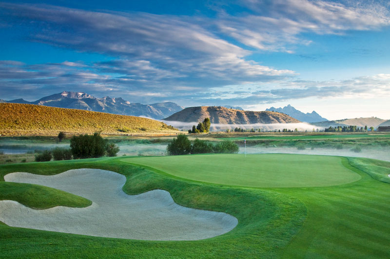 Winter golf course maintenance: Keeping the green at 20 below The Club at 3 Creek