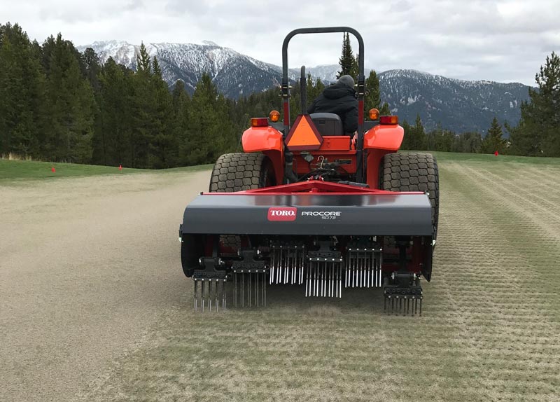 Deep-tine aeration