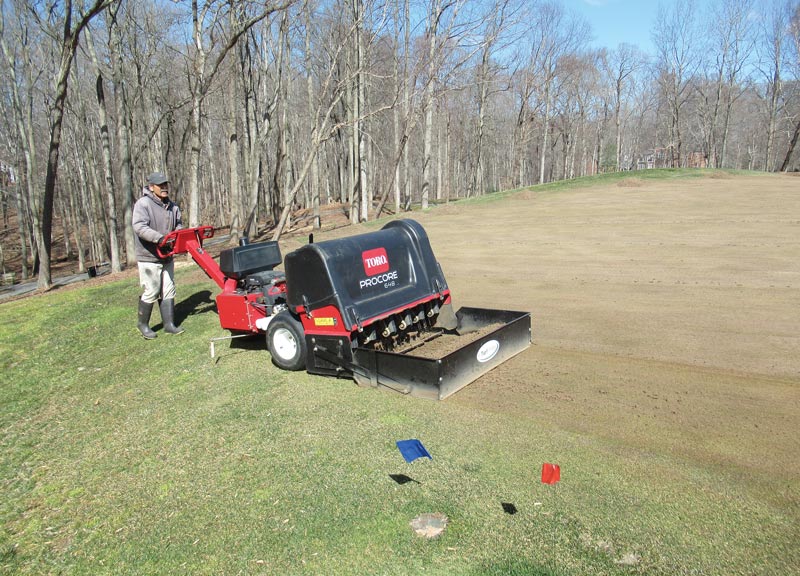 Greens aerification