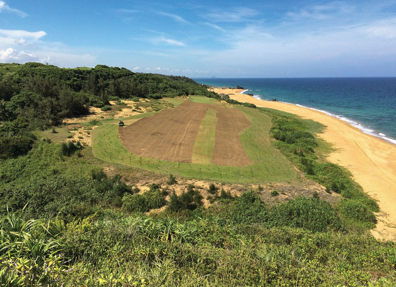 Golf courses without maintenance Shanqin Bay Golf Club