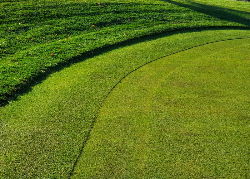 Golf course collar mowing