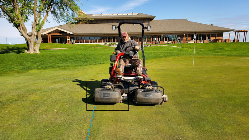 Mowing greens collars