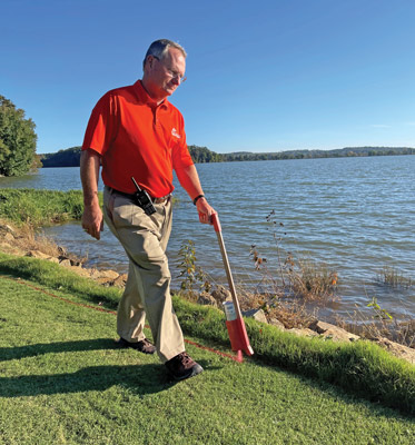 Marking golf course