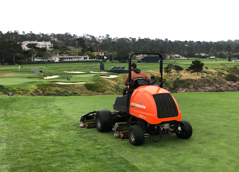 Pebble Beach 8th fairway