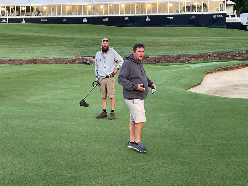 Southern Hills CC assistant superintendent Doug Cocanour with superintendent Russ Myers