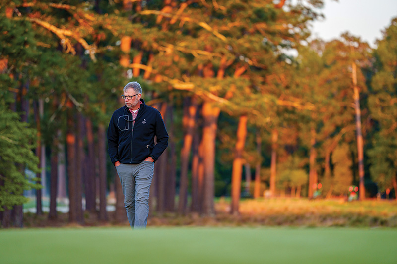 John Jeffreys walking on Pinehurst No. 2.