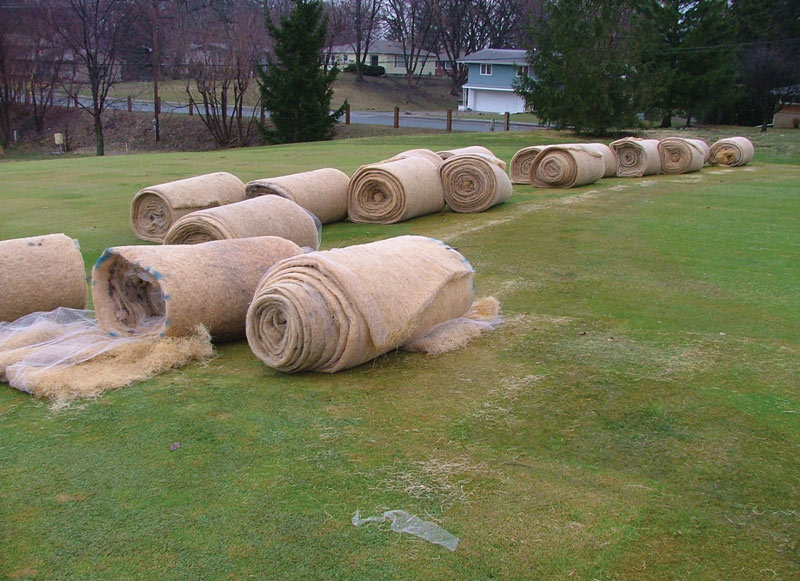 Winter turf damage and turf covers: A guide Excelsior blankets