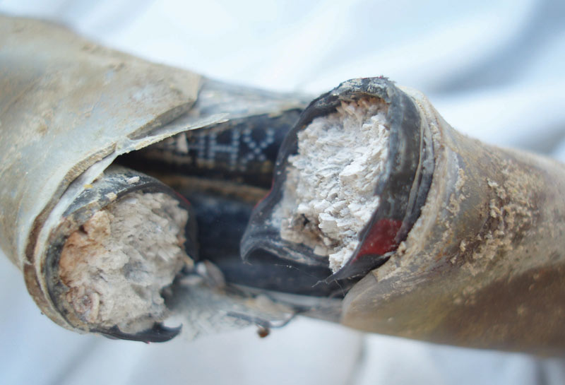 Aluminum power cable corrosion